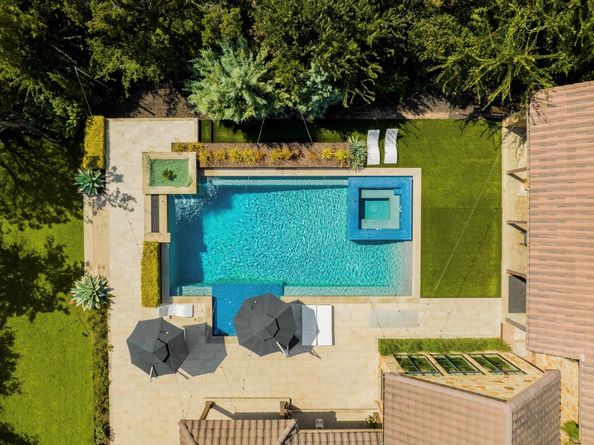 8700 Calera DR, Austin TX 78735