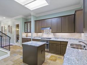 9 Sunset Park CV, Lakeway TX 78734