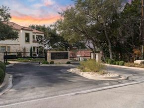 9 Sunset Park CV, Lakeway TX 78734