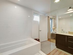 1907 E 14th ST A, Austin TX 78702