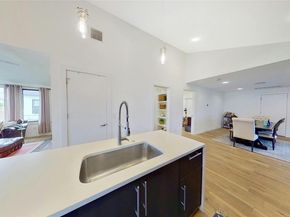 1907 E 14th ST A, Austin TX 78702