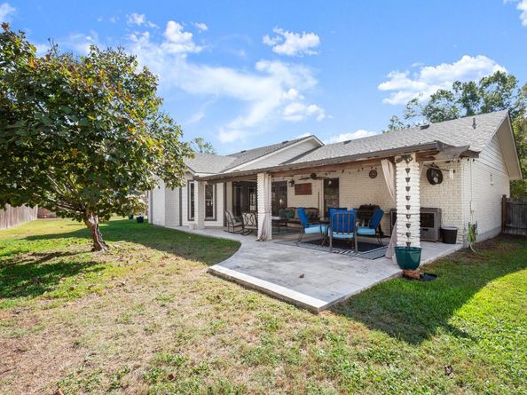 10710 Pinehurst DR, Austin TX 78747
