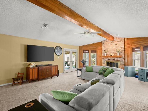 10710 Pinehurst DR, Austin TX 78747