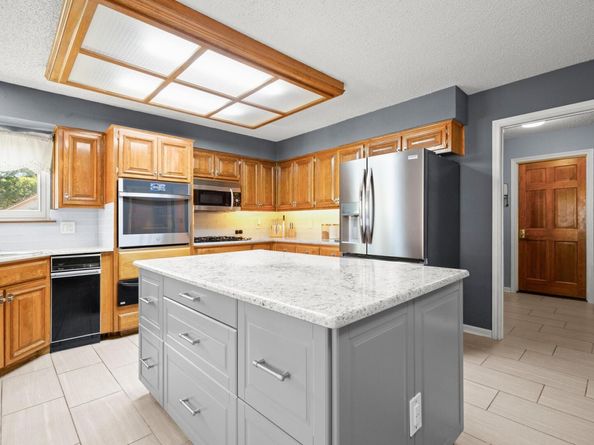 10710 Pinehurst DR, Austin TX 78747