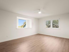 12036 Lincolnshire DR, Austin TX 78758