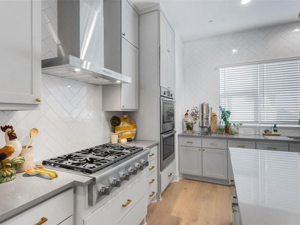 4216 Elevator DR 43, Austin TX 78731