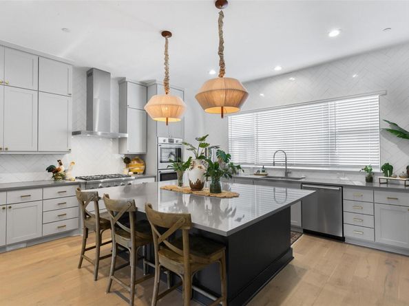 4216 Elevator DR 43, Austin TX 78731