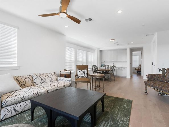 4216 Elevator DR 43, Austin TX 78731