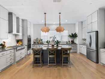 4216 Elevator DR