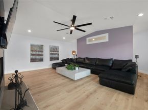 120 Acapulco DR, Lakeway TX 78734