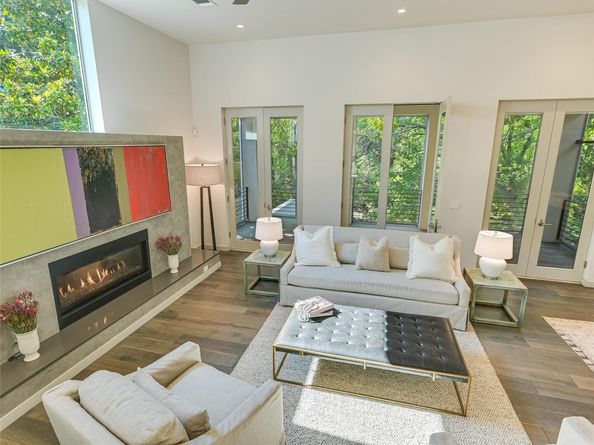 1107 W 31st ST, Austin TX 78705