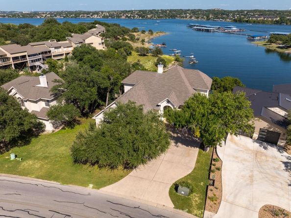 343 Venture BLVD S, Point Venture TX 78645