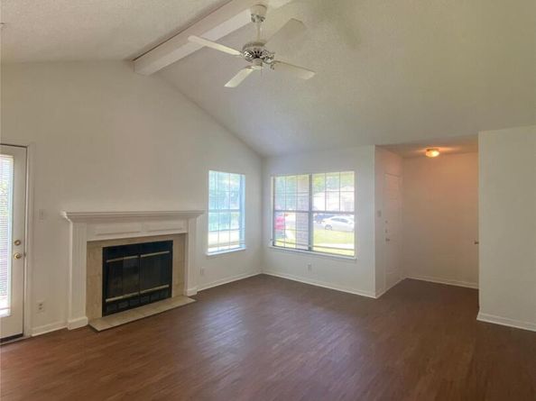 210 Tamara DR A & B, Georgetown TX 78628