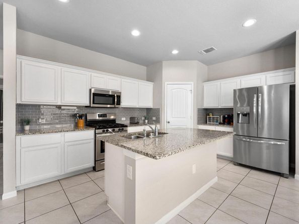 6701 Janes Ranch RD, Austin TX 78744