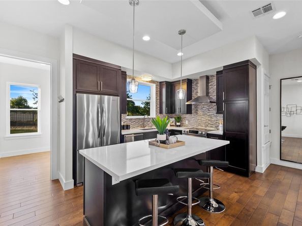 4300 Mansfield Dam RD 621, Austin TX 78734