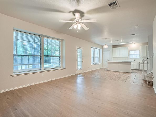 2608 Dryden ST, Austin TX 78748