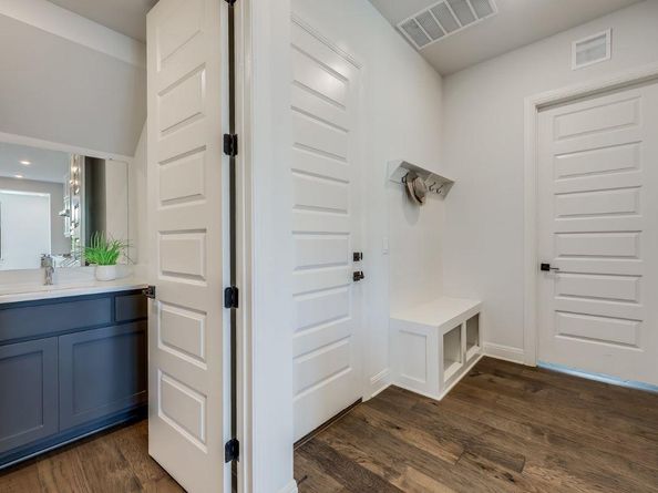 6833 Destination WAY, Lago Vista TX 78645