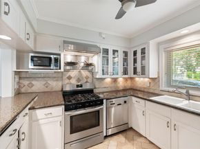 3401 Clearview DR, Austin TX 78703