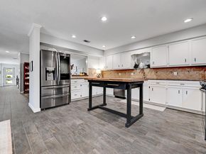 11133 Pinehurst DR C, Austin TX 78747