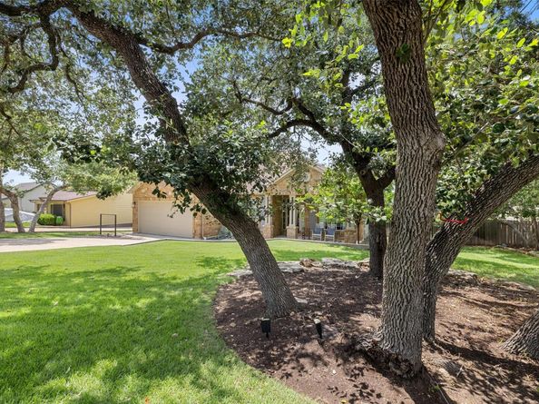 300 Errol DR, Spicewood TX 78669