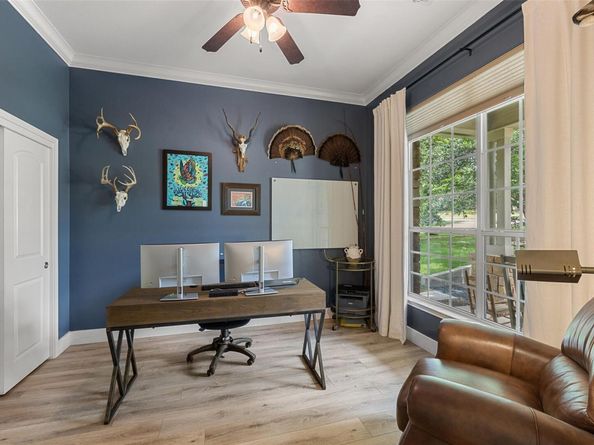 300 Errol DR, Spicewood TX 78669