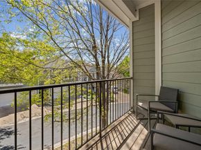 411 W St Elmo RD 24, Austin TX 78745