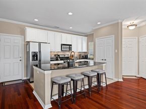 411 W St Elmo RD 24, Austin TX 78745