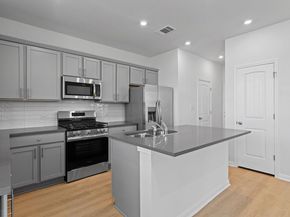 2212A Cornfield DR, Pflugerville TX 78660