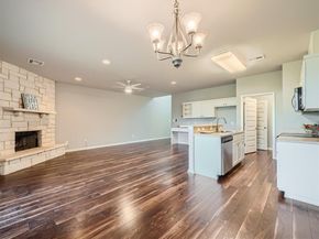 507 Venture BLVD S, Point Venture TX 78645