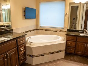 221 Garden Gate LN, Liberty Hill TX 78642
