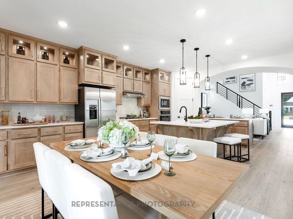 212 Menlo BND, Liberty Hill TX 78642