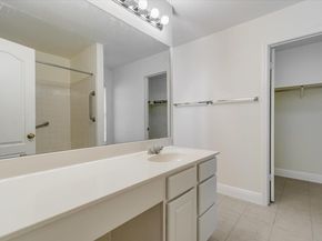 8121 Evadean CIR, Austin TX 78745