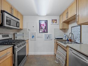 1601 E Cesar Chavez ST 104, Austin TX 78702