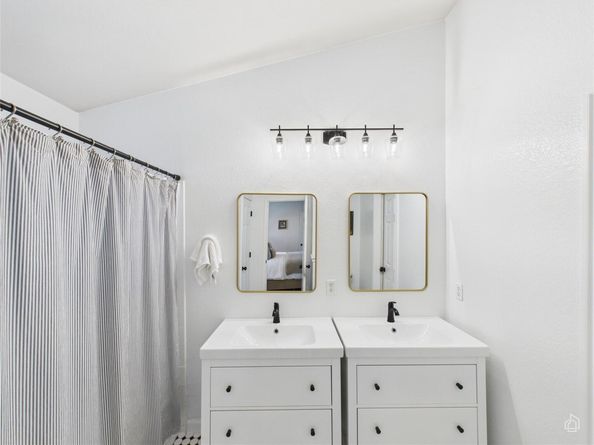 4309 Companeros WAY, Austin TX 78749