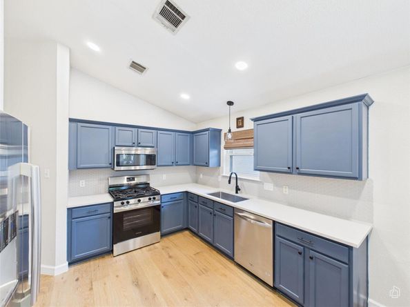 4309 Companeros WAY, Austin TX 78749