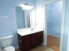 1901 Crossing Place 3203, Austin TX 78741