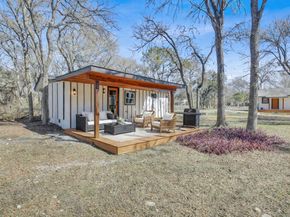 8904 Chisholm LN, Austin TX 78748