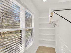 8904 Chisholm LN, Austin TX 78748