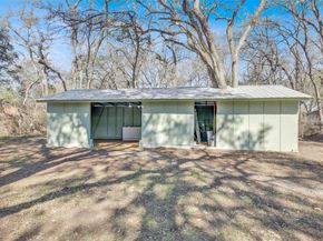 8904 Chisholm LN, Austin TX 78748