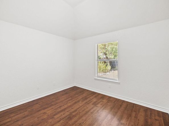 917 Garden View DR, Georgetown TX 78628