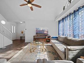 11310 Spicewood Club DR 21, Austin TX 78750