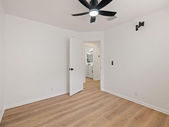 21404 Grand National Ave, Pflugerville TX 78660
