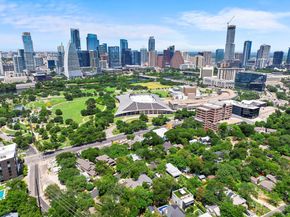 1001 Daniel DR, Austin TX 78704
