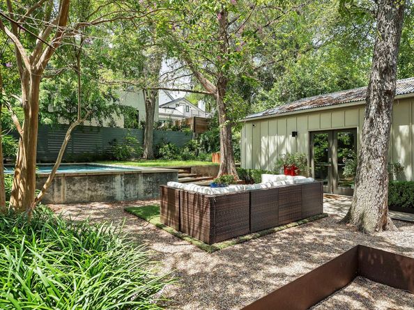 1001 Daniel DR, Austin TX 78704
