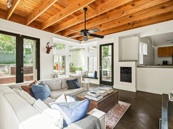 1001 Daniel DR, Austin TX 78704