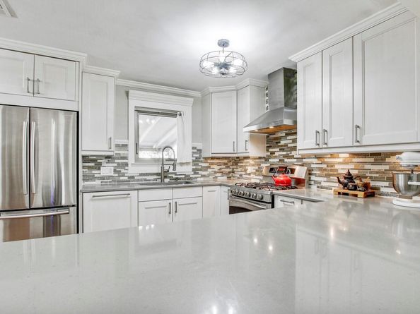 7741 Manassas DR, Austin TX 78745