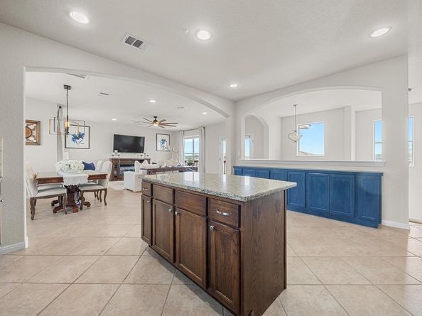 302 Southwind RD, Lago Vista TX 78645