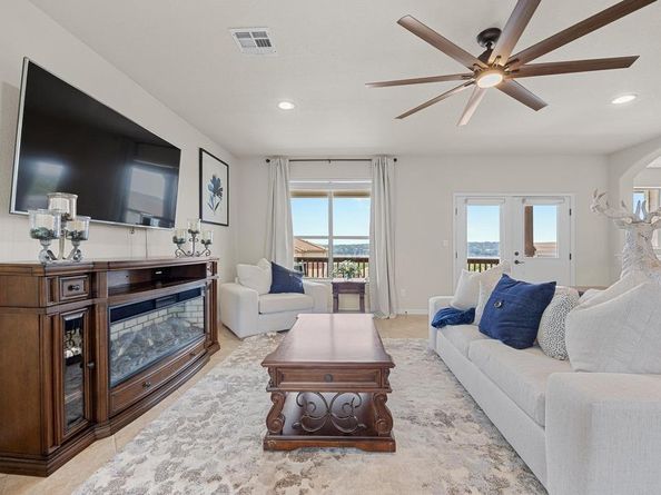 302 Southwind RD, Lago Vista TX 78645