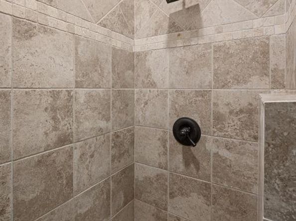 302 Southwind RD, Lago Vista TX 78645
