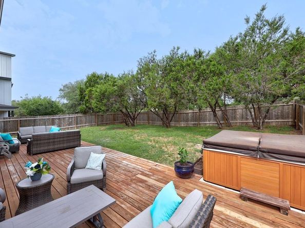 302 Southwind RD, Lago Vista TX 78645